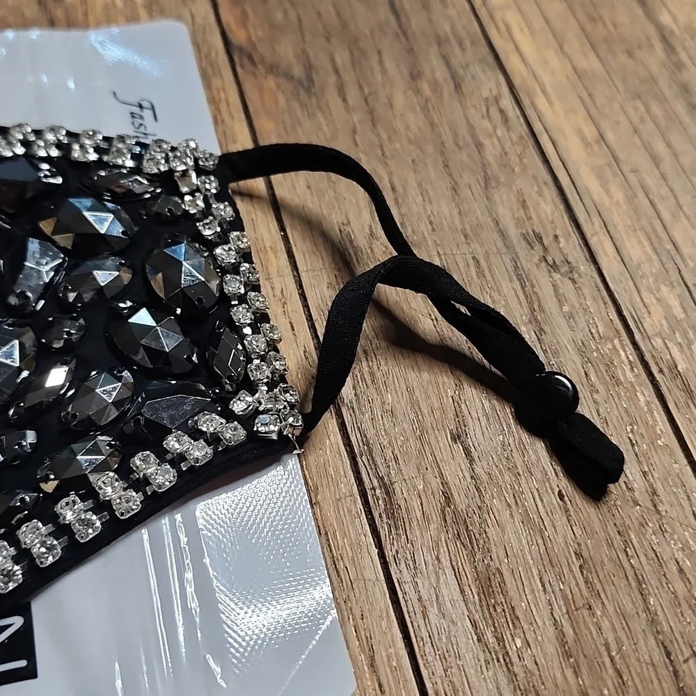 New! Crystal Rhinestone Bling Face Mask - Picture 4 of 5